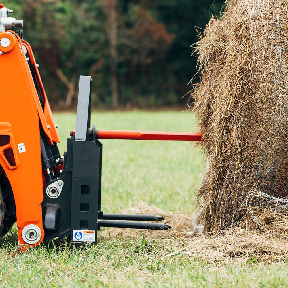 Standard Series Hay Frame Attachment | 39" Main Spear + 17.5" Stabilizers