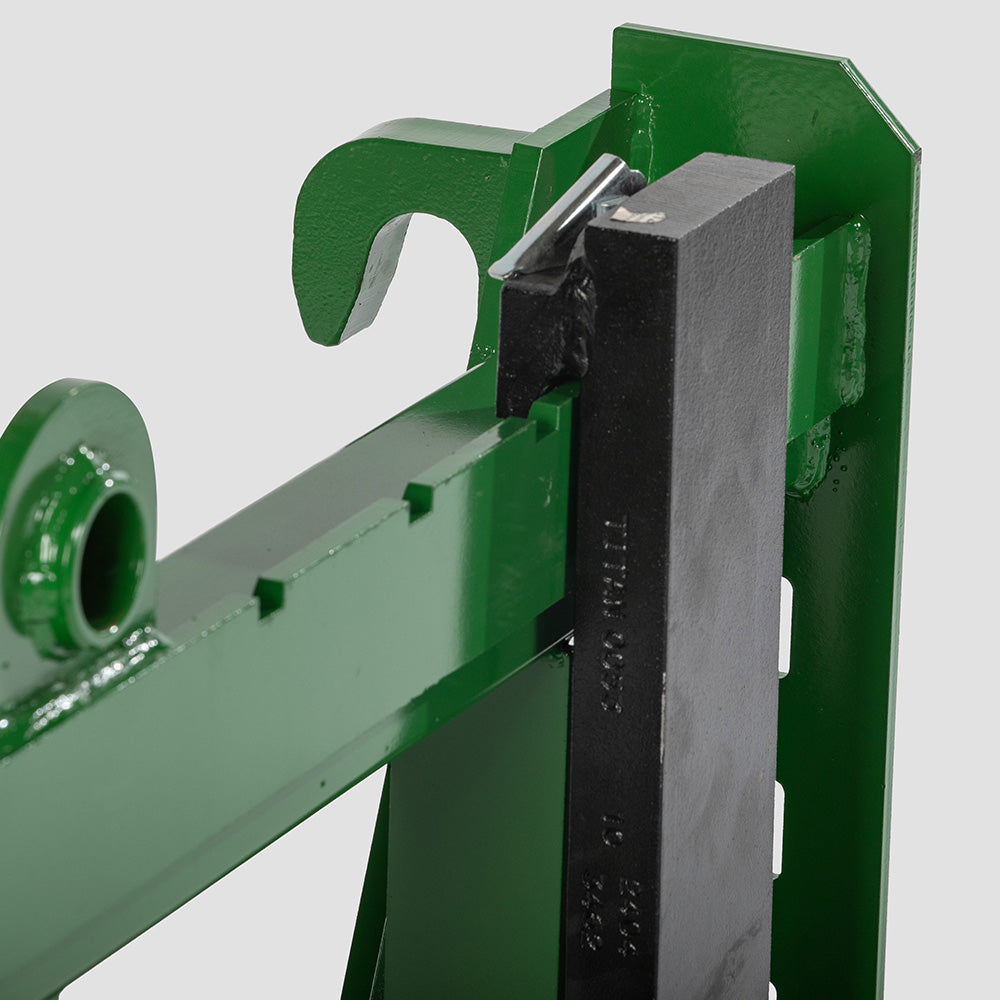 Economy Series Global Euro Pallet Fork Frame, Fits John Deere Tractors | Frame + 42" Blades