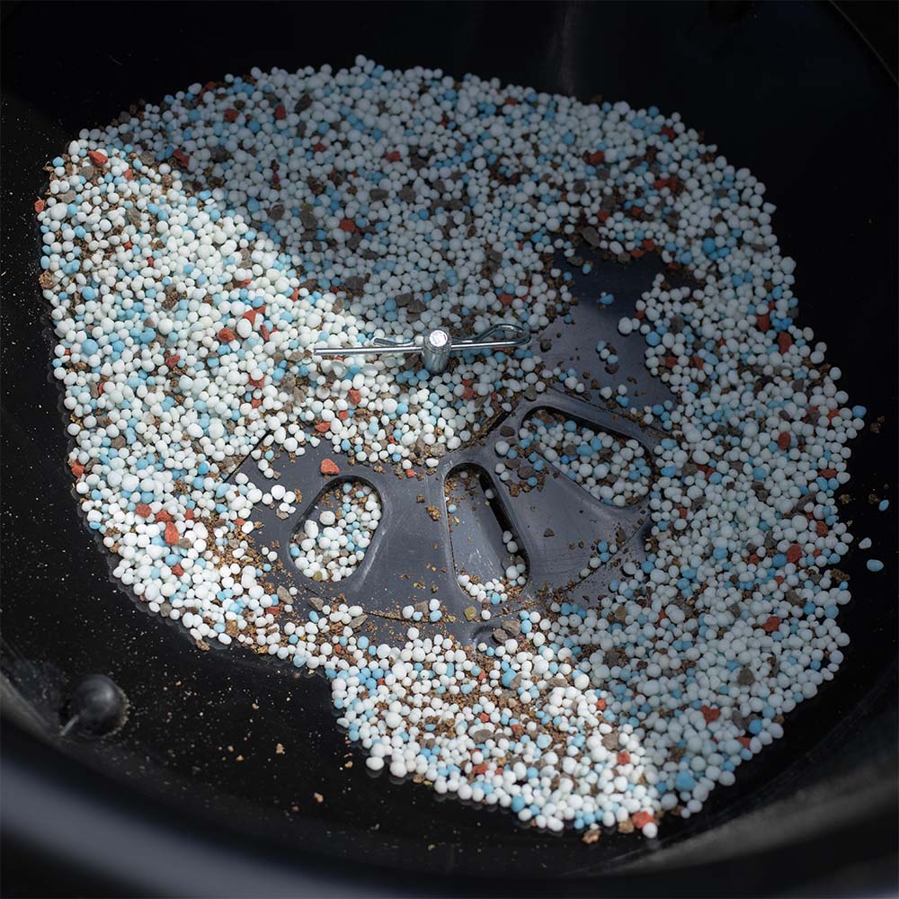 50 LB Professional Broadcast Spreader