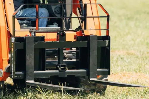 Step-by-Step Guide: How to Use a Quick Tach Pallet Fork Frame