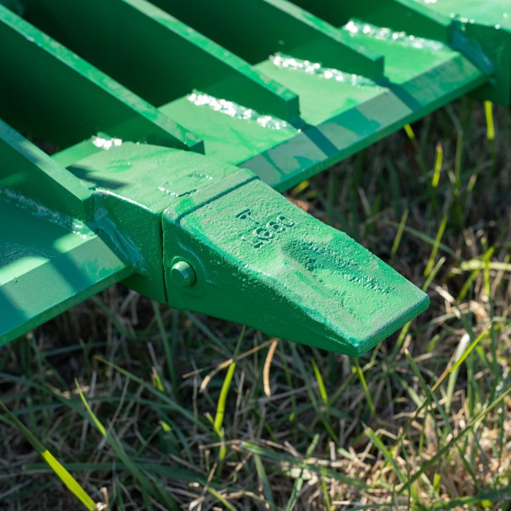 72" Fine Grade Skeleton Rock Grapple Bucket Fits John Deere Tractors - view 9