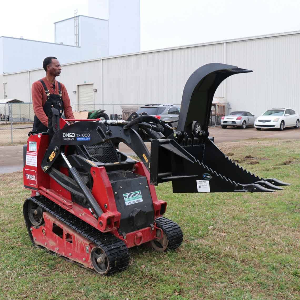 SCRATCH AND DENT - Toro Stump Bucket Grapple - FINAL SALE