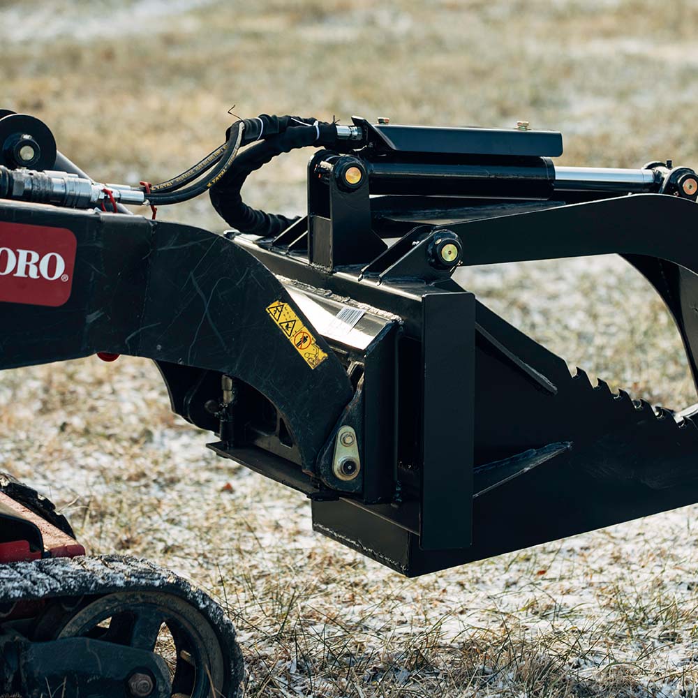 Mini Skid Steer Stump Bucket Grapple - view 9