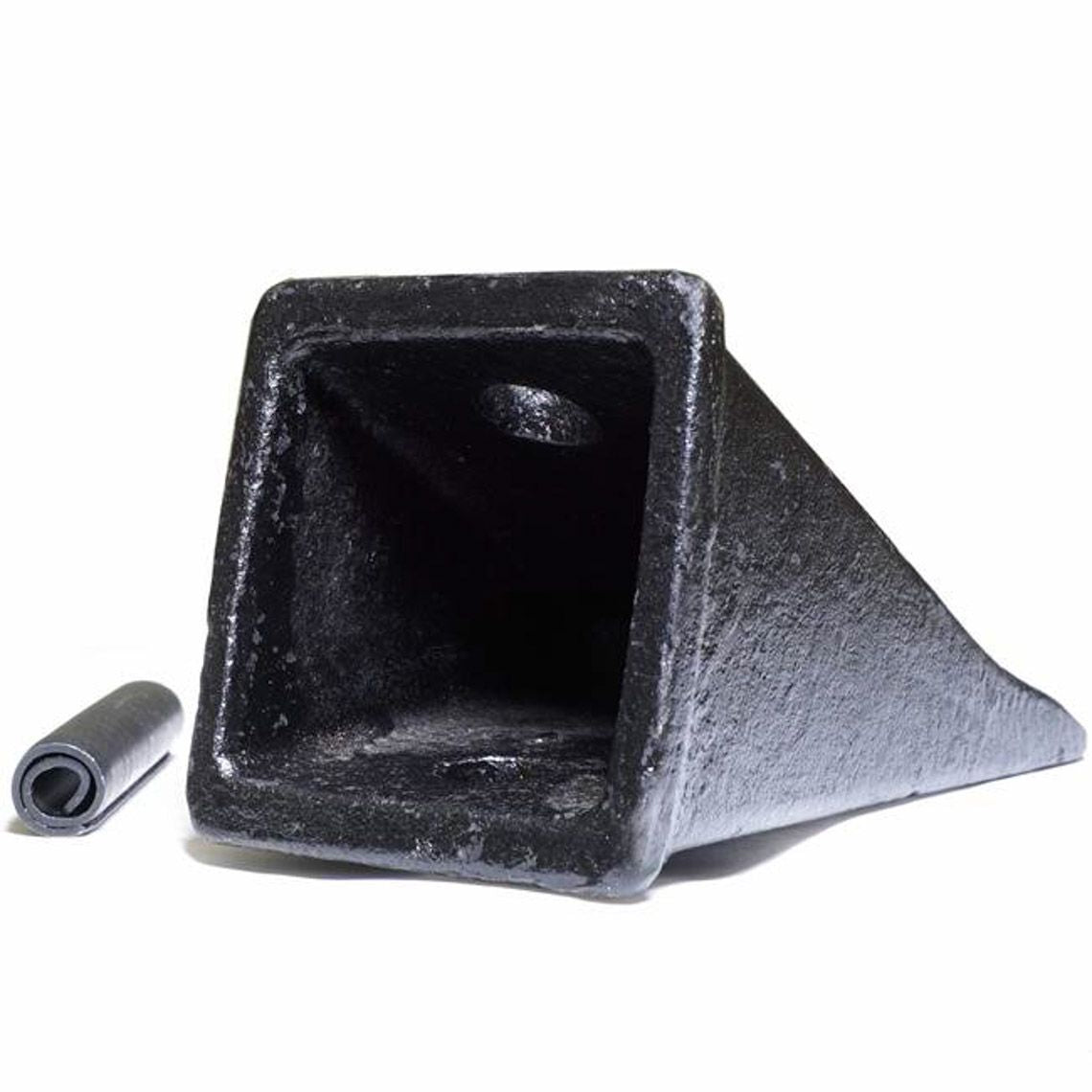 ディンリ　バギー X156 Bucket Teeth w/ P156 Roll Pin – Titan Attachments