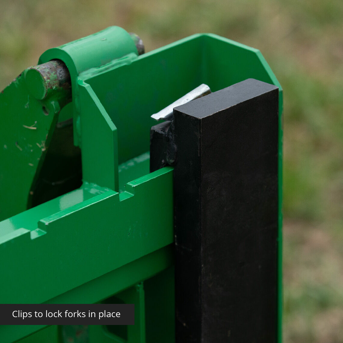 SCRATCH AND DENT - John Deere Pallet Fork Attachment, 36" Fork Blades - FINAL SALE - view 7