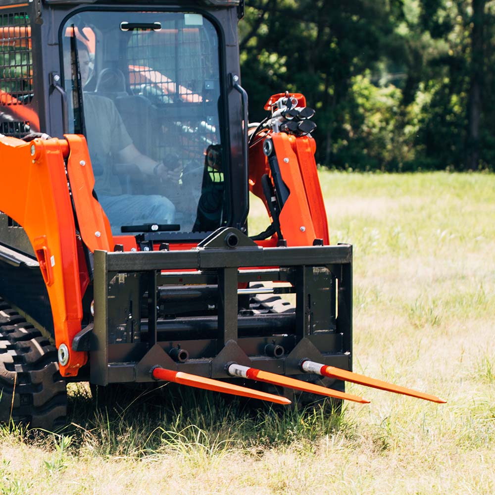 Heavy-Duty Hay Frame with Hay Spears | 3 / Frame + 49" Spear