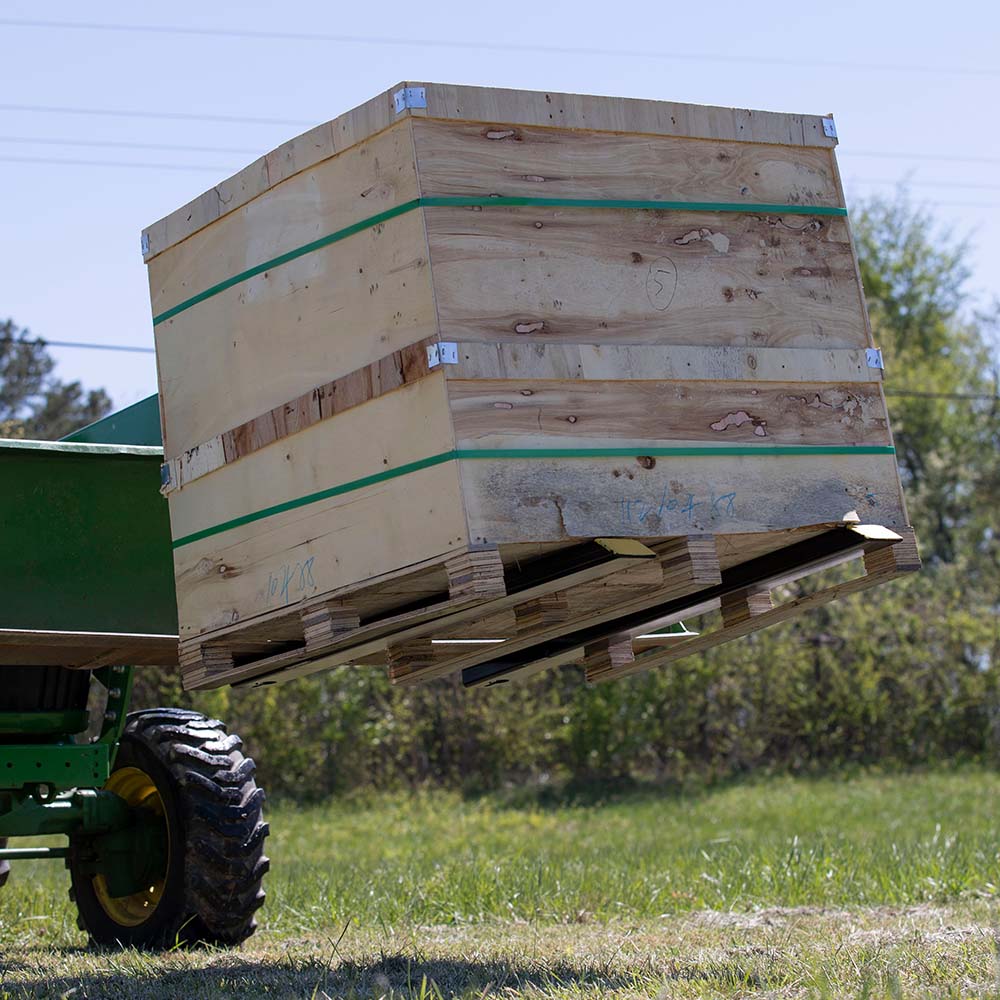 Medium-Duty Clamp-On Pallet Forks | With Stabilizer Bar - view 4