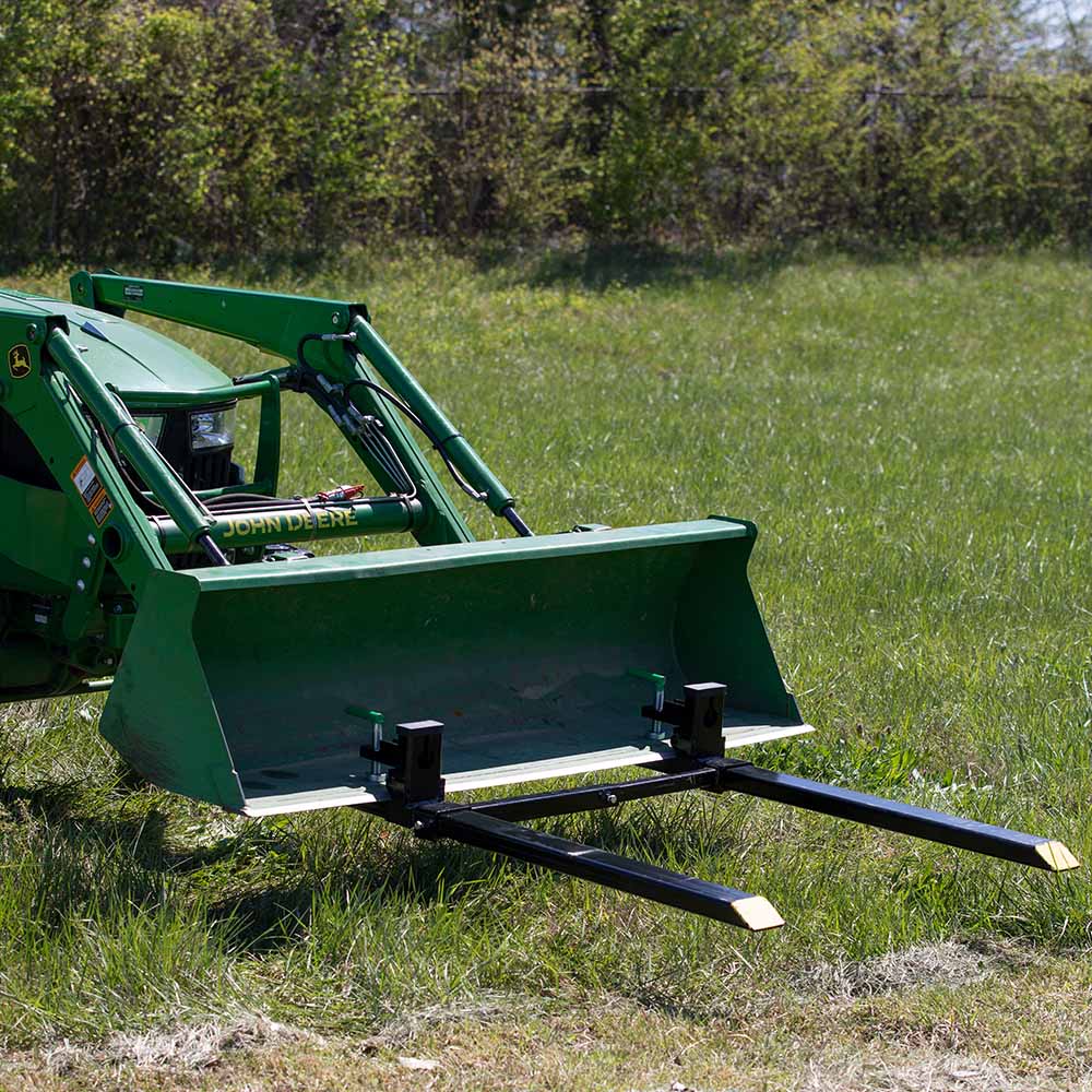 Medium-Duty Stabilizer Spreader Bar for Clamp-On Forks