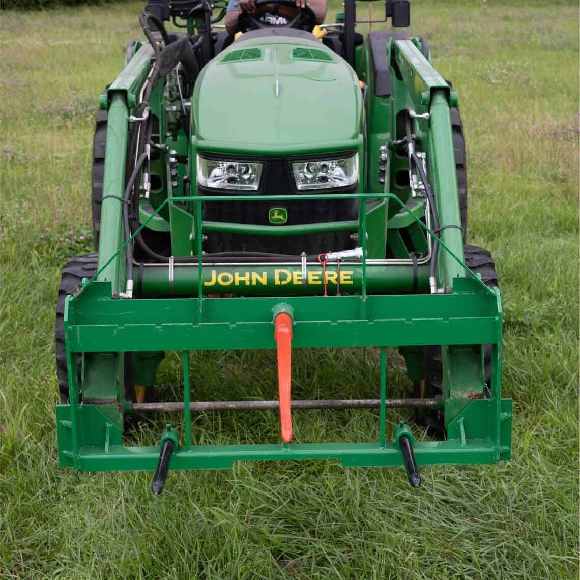 Conus 2 Hay Bale Spears | 49" - view 4