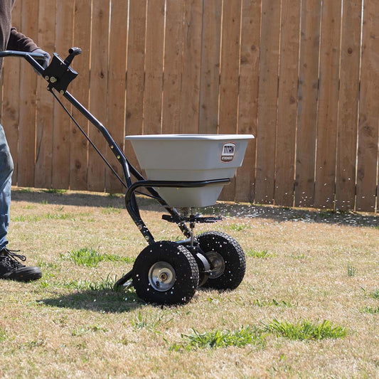 70 LB Professional Broadcast Spreader view 2