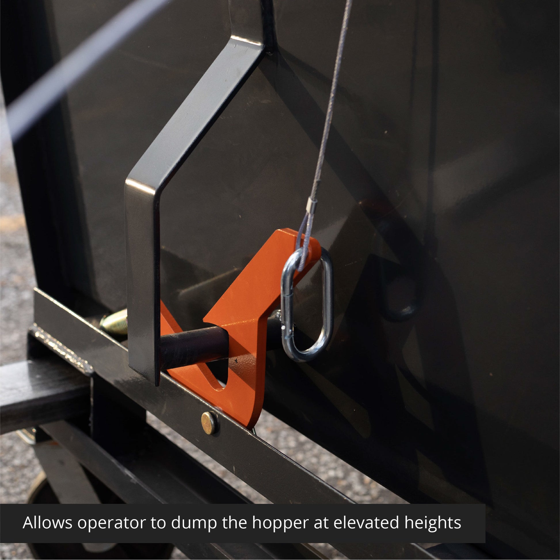 Pull-Down Latch for Self-Dumping Hopper