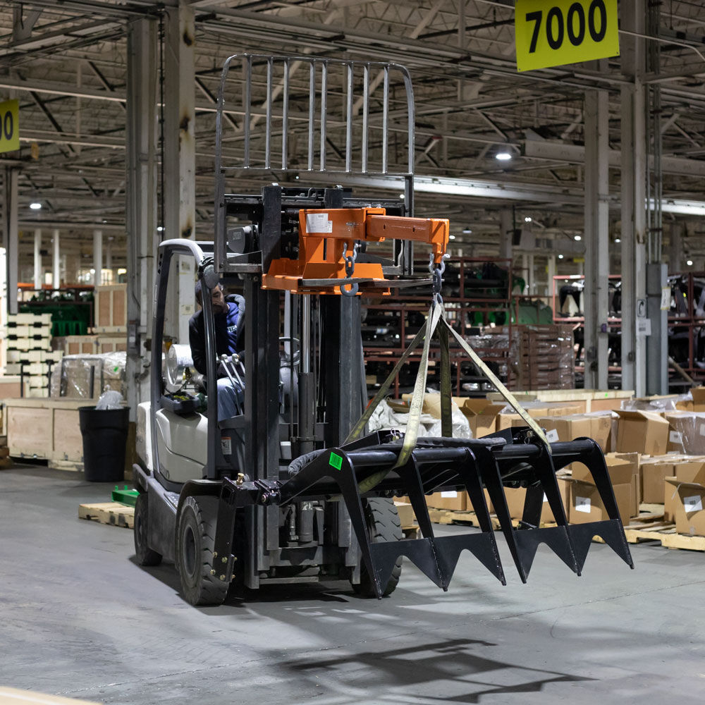 Fork Mounted Telescoping Crane Jib Boom Crane Manual Telescopes 31