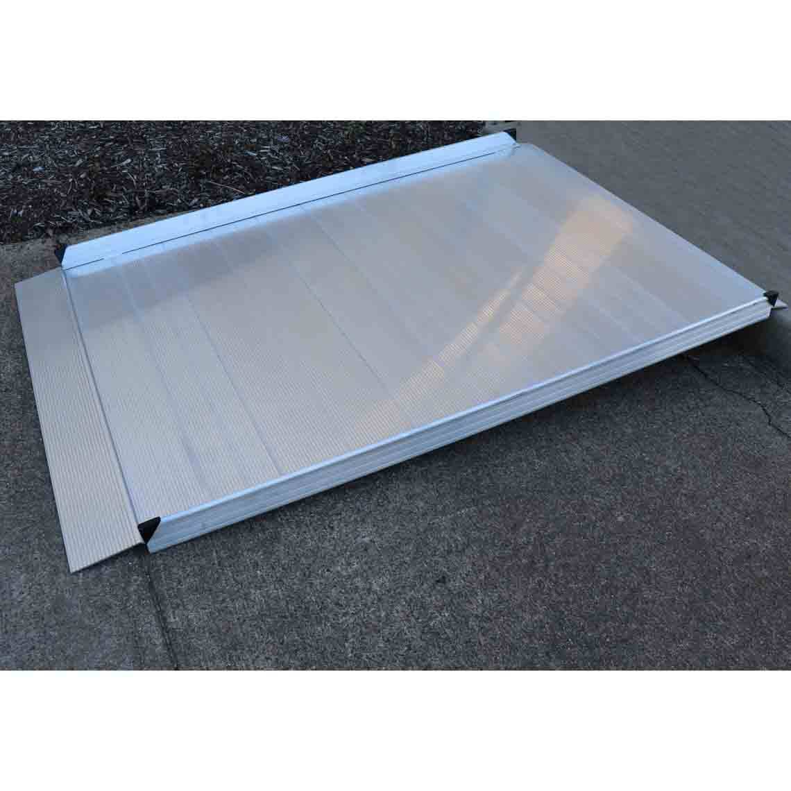 SCRATCH AND DENT - 6 FT Aluminum Wheelchair Entry Ramp Only - view 3