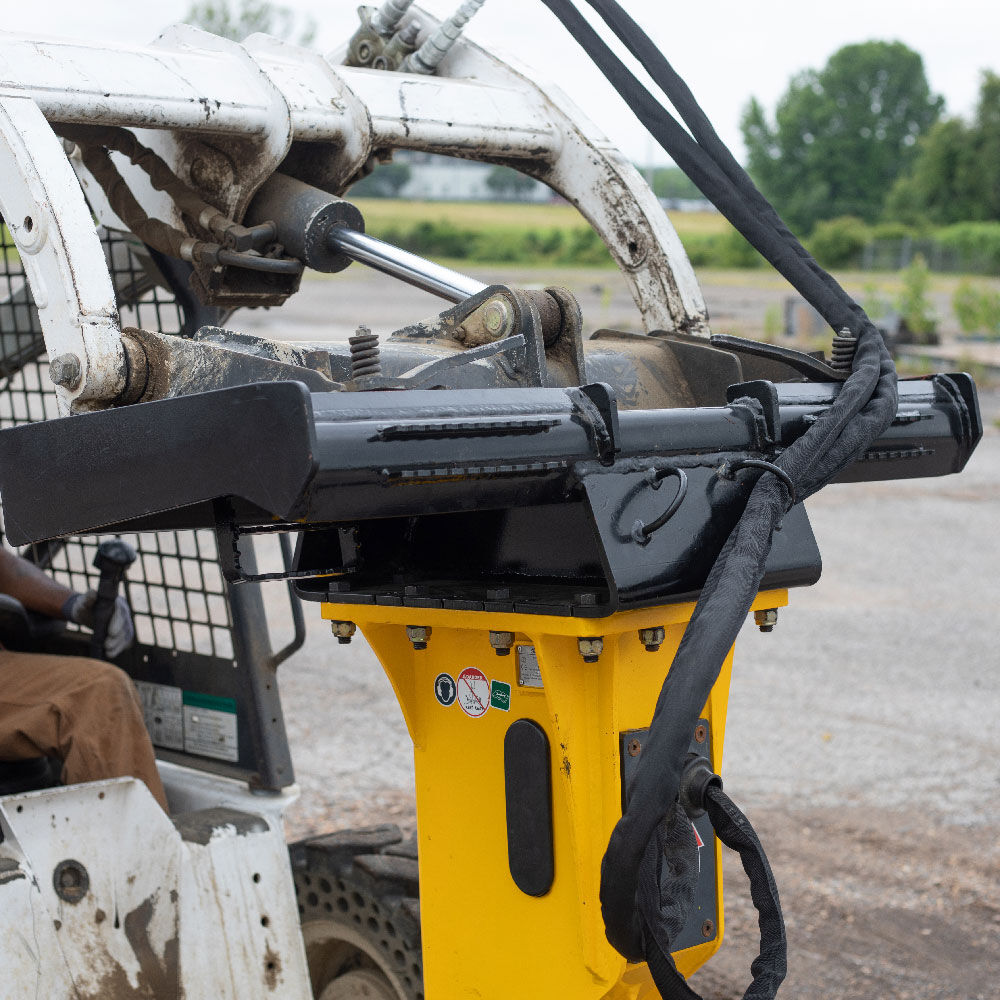 UtiliTough Skid Steer Hydraulic Breaker | 1000 Series