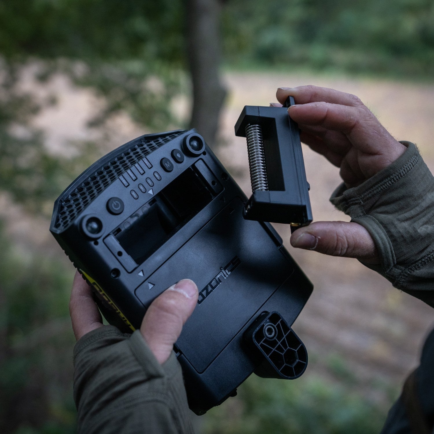 Ozonics HR600 | Titan Attachments
